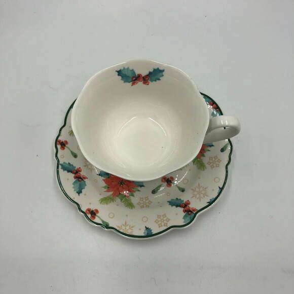 Eileen's Reserve New Anchor Inc Tea Cup and Saucer Set Poinsettia Floral Design - Picture 6 of 14